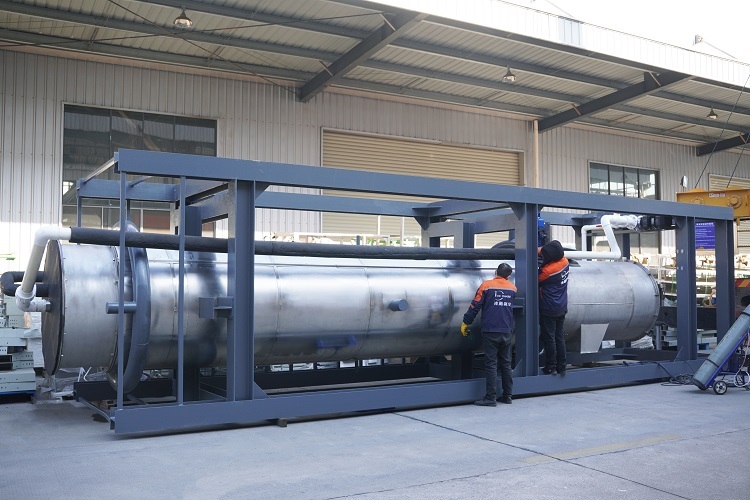 Ammonia ice machine cleaning