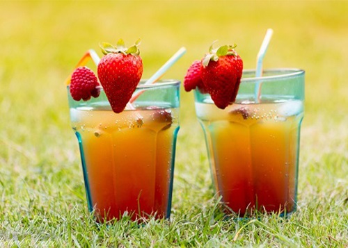 tube ice for cold drinks