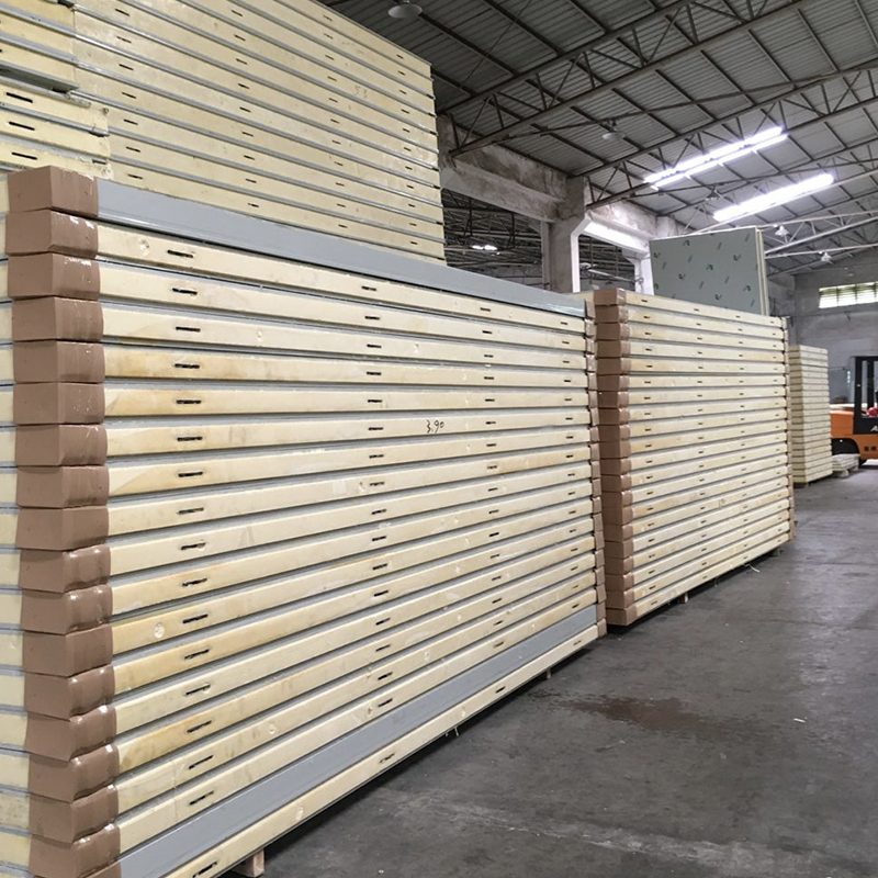 Cold storage board